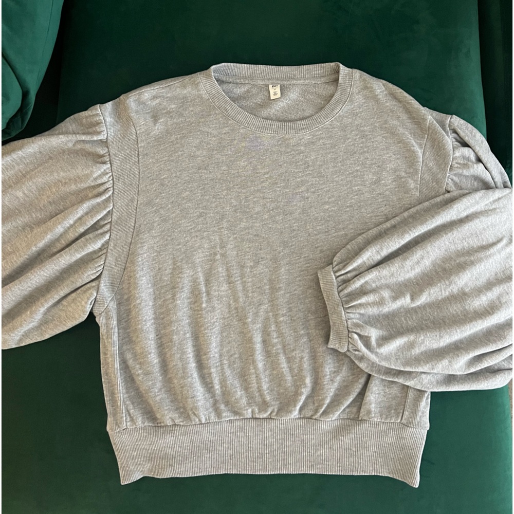 !!! BP Grey Balloon Sleeve Top, SZ MED